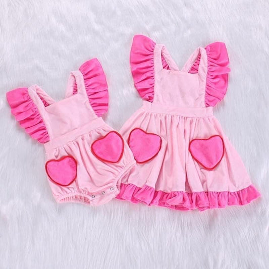 Po146-ruffle heart collection